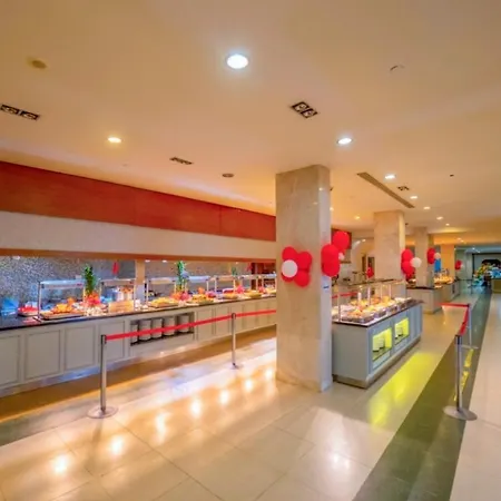 מלון דירות Mc Arancia Marvida Palace אלאניה