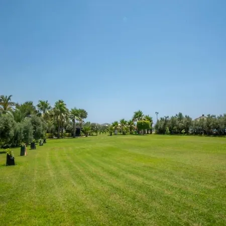 Mc Arancia Marvida Palace מלון דירות 5*
