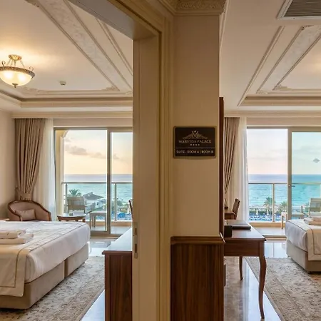 מלון דירות Mc Arancia Marvida Palace 5*